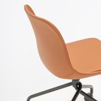 krzesło konferencyjne Baltic 2 Classic: Leather L-04, RAL9005
