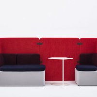 sofa Kaiva: Synergy LDS-88, LDS-20, LDS-69, LDS-86; fotel Kaiva: Synergy LDS-88, LDS-20, LDS-69, LDS-86; stolik kawowy Bazalto: biały