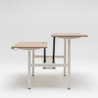 biurko regulowane Ogi Drive Bench: dąb naturalny, RAL9010