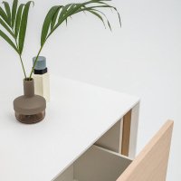 szafa Gravity: fornir wiąz, RAL9003