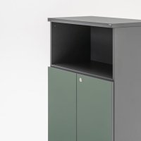 Color: zielony butelkowy, antracyt